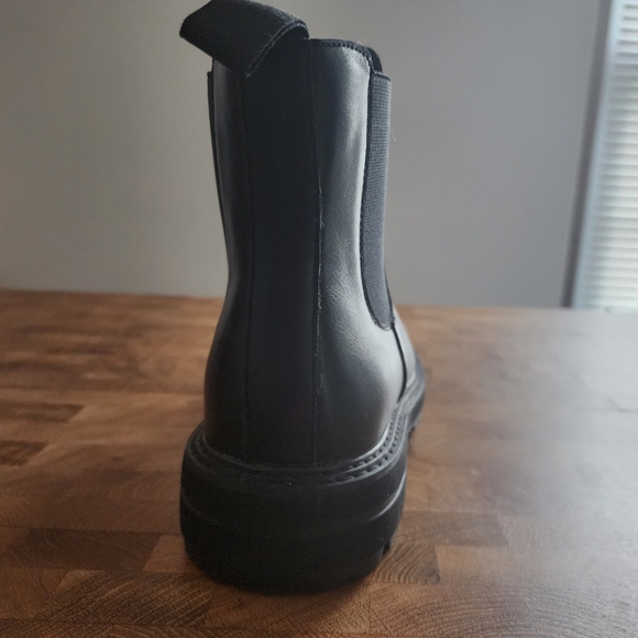 Individual black boot womens size 10M Right Boot only amputee - Picture 9 of 13